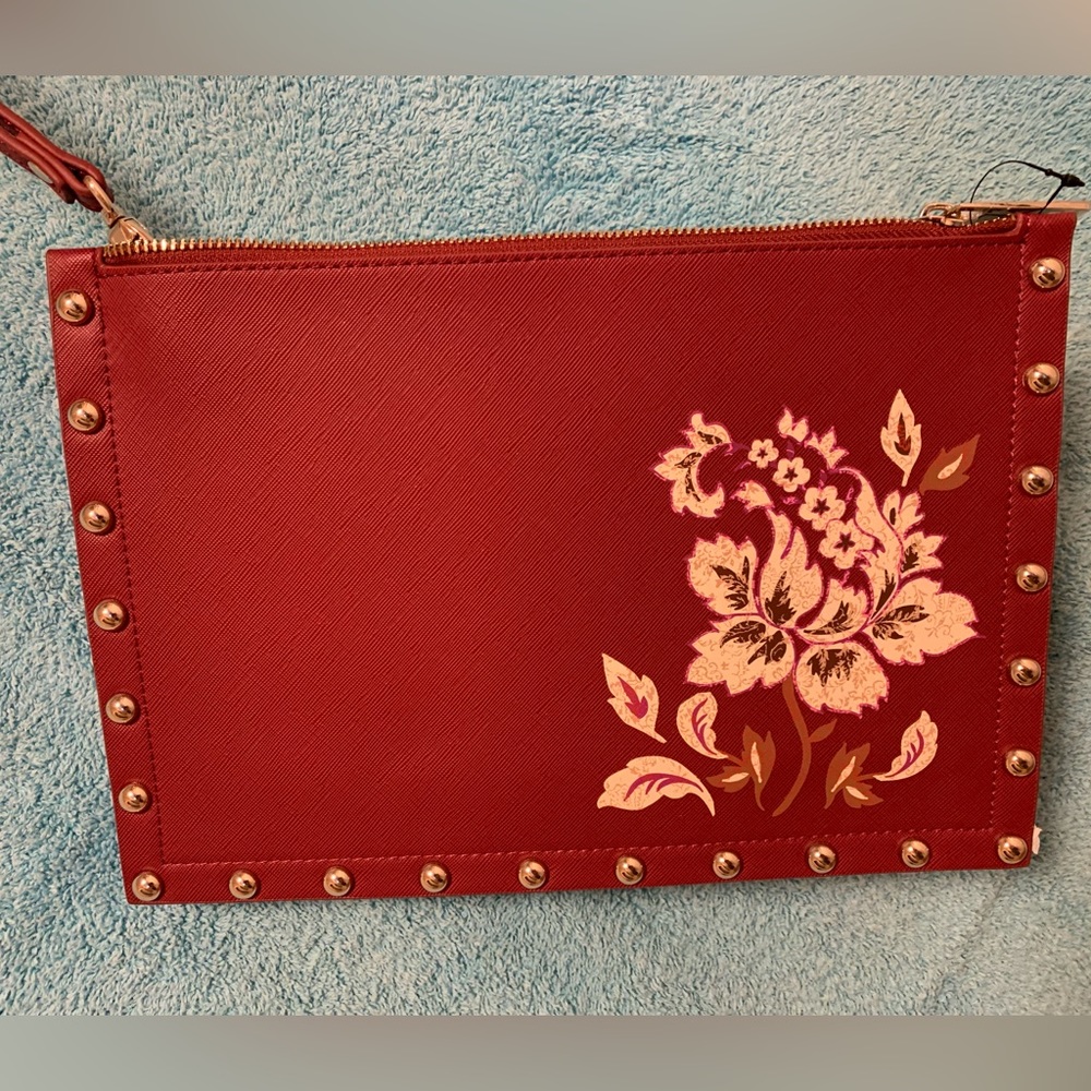 WHITE HOUSE BLACK MARKET BURGUNDY STUDDED FLORAL POUCH CLUTCH